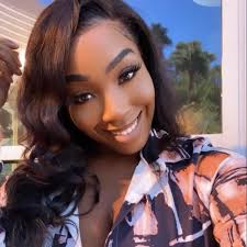 Pretty Divorced Mom to 3. No 50/50 with a man! Open to 80/20! Would like to  get married again