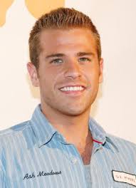 Scott Evans talks to AfterElton.com: “Gay people need to be seen