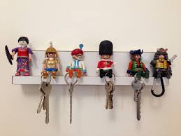 7 Diy A Tester Avec Les Playmobil De Vos Enfants Jouets Recycles Objets A Fabriquer Accessoire Deco