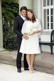 Roger federer and his wife, mirka federer, are seen in this july 5, 2009, file photo taken in london. Celebrity Wedding Outfits Mirka Federer Roger Federer Celebrity Wedding Dresses
