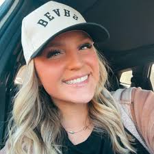 Abby Pratt (@abbigail1515)