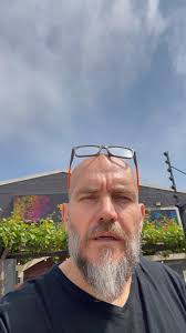 Jake Gunn & Albert Frost live at Daisy Jones this Father's Day (16 June).