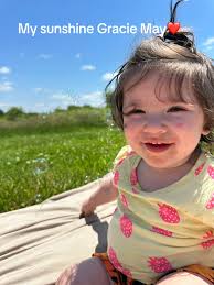 Amy Mahboub (@amyfeather)