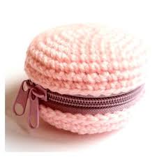 J Ai Simplement Recouvert Un Porte Monnaie En Metal Super Trop Moche Faire Du Crochet Juste Pour Le Plaisir Sans Con Crochet Coin Purse Crochet Bag Knitting