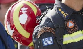 Συναγερμός έχει σημάνει στην πυροσβεστική για φωτιά που ξέσπασε το μεσημέρι της τρίτης σε δασική έκταση στους πρόποδες του όρους παγγαίου στην καβάλα. Fwtia Se Oikopedo Sthn Kabala Seleo News