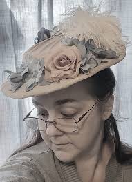 🎵All Around My Hat