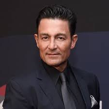 Así se ve Fernando Colunga a los casi 60 años en su regreso a la televisión 
