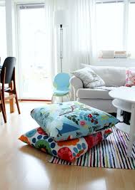 Find and save 39 floor pillow cushions ideas inspirations ideas on decoratorist. 57 Cool Ideas To Decorate Your Place With Floor Pillows Shelterness