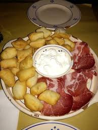 ولم يمكنني أنا أيضا أن أقف موقف المتفرج اللامبالي. Tripadvisor La Succursale ØµÙˆØ±Ø© La Succursale Lecce