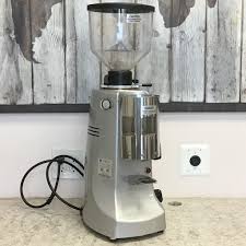 A big difference between this grinder and the niche zero is, of course, that the df64 uses flat burrs. Mazzer Robur Timer Stepless Doser Grinder 1st Line Espresso Machines And Coffee Grinders