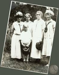 Dorothy Louise Harris