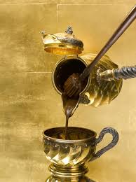 Epingle Par Patricia Gilson13 Sur Sugar And Spice And Everything Nice Ta Kallisteia Twn Lixoydiwn Cafe Pouchkine Cafe Pouchkine Paris Pouchkine