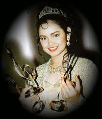 Kamu juga bisa download secara legal di itunes untuk mendukung artis agar terus berkarya. Siti Nurhaliza Gallery Pencapaian