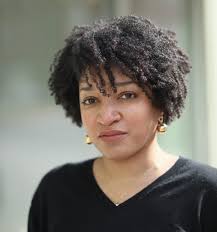 Eve Bates's Instagram, Twitter & Facebook