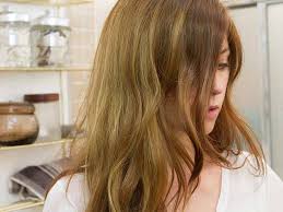 Achieve rich, long lasting hair color and a radiant shine at home. How To Dye Blonde Hair Black Without It Turning Green Lewigs