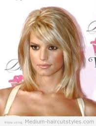 Stunning medium hair updos for romantic mood. 2014 Medium Hair Styles For Women Over 40 2014 Medium Length Hairstyles For Fine Hair Medium Haircuts Medium Hair Styles Medium Hair Styles For Women Hair Lengths