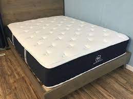 The signature mattress by brooklyn bedding has a durable hybrid construction and stands at 11″ tall. Brooklyn Bedding Signature Series Review The Sleep Judge