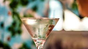 Cocktail Martini In Coppetta Abbinamenti Cocktail Cibo Cocktail Per Il Tonno Pasta Al Tonno Tonno Pomodori
