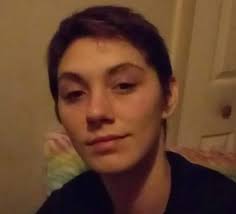 Nuria and Amelia's situation with Andres