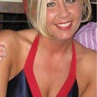 Tracy Raine's Instagram, Twitter & Facebook