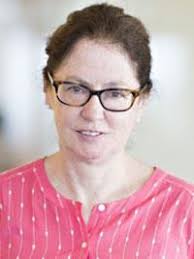 Barbara Dinsmore's Instagram, Twitter & Facebook