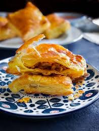 In a large bowl, mix together cream cheese and 2 tablespoons melted butter. Indian Chicken Puff Chicken Curry Puff Recipe Currypuff