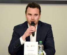 Kouč hokejové reprezentace filip pešán rád využívá twitter, aby komentoval aktuální dění. Seftrenerem Ceskeho Hokeje Se Stal Filip Pesan Cesky Hokej