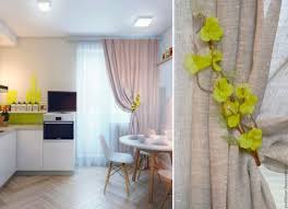 On the other hand, shades that are classic like white or some that set the trend each season, such as navy blue, come back strongly and above all, you will see how the tendency to bet on varied combinations of colors is born. How To Choose Curtains For The Kitchen The Latest Trends In 2021 Ekitchentrends