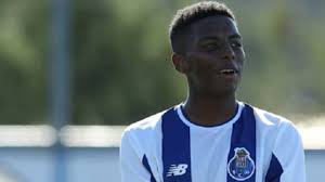 Junior joao maleck robles, de padre camerunés y madre mexicano, está registrado en el equipo sub 20 de santos laguna en el momento del accidente estaba a préstamo en el sevilla de españa. Joao Maleck Pasaria De 4 A 12 Anos En La Carcel As Mexico