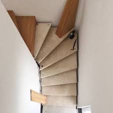 Treppen sind in der regel häufig frequentierte raumelemente, welche aufgrund der stetigen nutzung auch einen entsprechenden verschleiß mit sich bringen. Treppenrenovierung Offene Steintreppe Wird Zur Geschlossener Faltwerktreppe Treppenrenovierung Treppe Renovieren Treppenstufen Renovieren