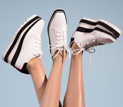 Das perfekte head tennis racket für dein spiel: 10 High Heel Tennis Shoes For Women In Many Colors