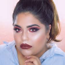 8 FASHION INFLUENCERS WHO ARE NOT HOURGLASS SHAPE