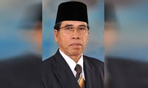 Jabatan mufti negeri kedah darul aman telah memutuskan hukum mempamerkan imej imbasan janin dalam kandungan untuk tatapan umum pada 17 november 2019 sebagai makruh tonzih. Mansuh Kumpulan G25 Mufti Kedah