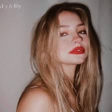 This is madelyn cline in the originals by gornoblonde on vimeo, the home for high quality videos and the people who love them. Madelyncline Explore Tumblr Posts And Blogs Tumgir