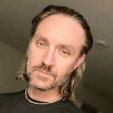 Dennis Good (@d.good.studio) • Threads, Say more