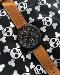 The designers of the historic porsche and porsche design companies continue to make their mark on the automotive and product w Porsche Design Or Orfina Sinn 144 Style L 5100 Or Eta7750 The Dive Watch Connection