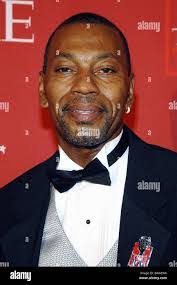 Robert Autrey's Instagram, Twitter & Facebook