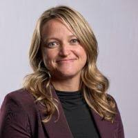 Jennifer Hout's Instagram, Twitter & Facebook