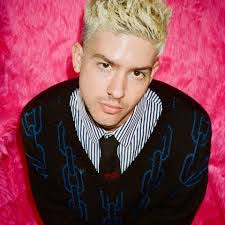 Chelsea Martz's Instagram, Twitter & Facebook