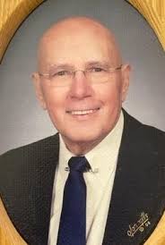 Robert Reichelt's Instagram, Twitter & Facebook