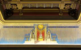 Aussi mon père ne s'entendait pas avec mon frère décédé il souhaitait qu'il quitte la maison il l'insultait tout le temps le rabaissait et mon frère aussi souhaitait quitter ce monde il était tellement malheureux que la veille de sa mort il m'a confié à ma mère et moi pourquoi mon père agissait comme ça avec lui. Franc Maconnerie De Franc Macon Larousse