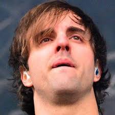 Dustin Davidson's Instagram, Twitter & Facebook