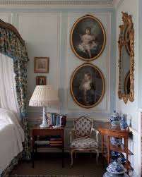 Badminton The Duke Of Beaufort S House In Gloucester Badmintoneurope Dukeofbeaufort Country Bedroom Beautiful Bedrooms English Country Decor