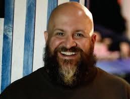 Bob Koenig's Instagram, Twitter & Facebook