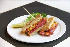 The Wolf S Head Tavern Now Open In Columbia Serving Irish Pub Fare Columbia Restaurant Irish Pub Tavern