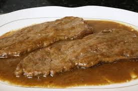 Toda la carne se debe cocinar a término medio retira los filetes de la sartén, coloca en un plato y espera al menos tres minutos antes de cortarla o comer. Cocina Andaluza Lomo De Ternera En Salsa De Manzana