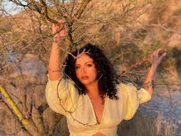 VIDEO: Mitt Romney Sings 'America The Beautiful' |