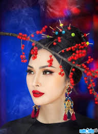 Miss Vicky Dinh profile: Age/ Email/ Phone and Zodiac sign