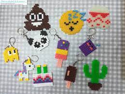 Comment faire un chien d avec des perles à repasser hama. Petit Panda Fait De La Peinture Creations Emoticones En Perles A Repasser Hama