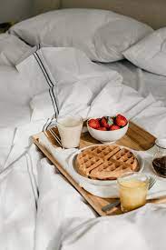 Room Service At Home Ultimate Breakfast In Bed Gift Guide Anne Sage Romantic Breakfast Cafe Food Breakfast